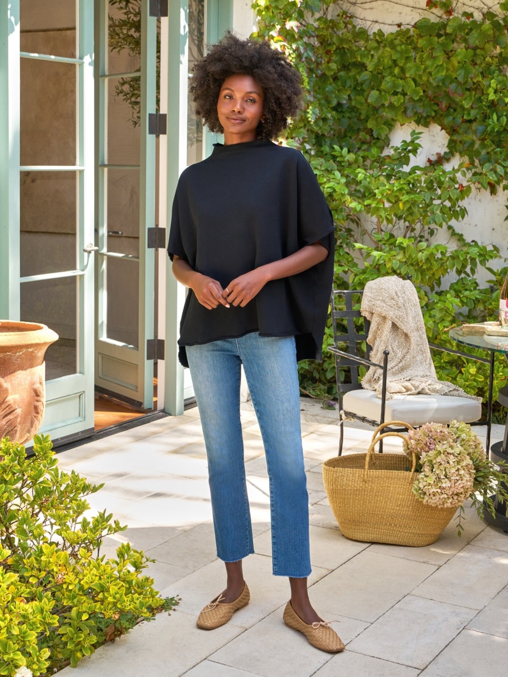 Funnel Neck Capelet